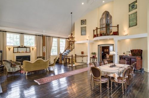 16 Williams St, Easton, MA 02356-1531