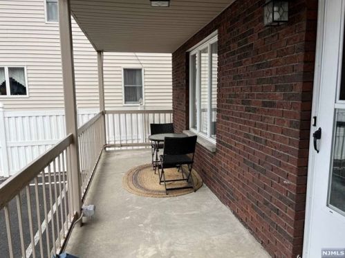 92 Mozart St, East Rutherford, NJ 07073-1360