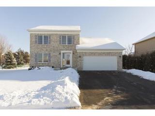 98 Canyon Dr, Hudson, WI 54016-7728