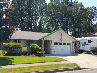 6617 E St, Springfield, OR 97478-7089