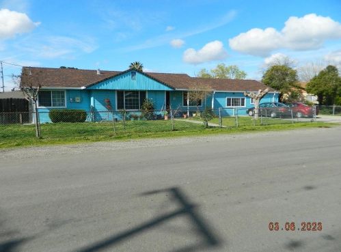 511 Coolidge Ave, Stockton, CA 95215-5223