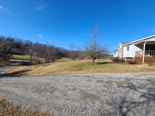 437 Pittsburgh Rd, Rochester, PA 15074-1020