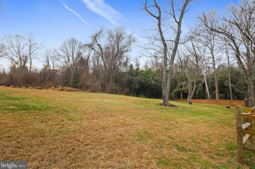 6018 River Meadows Dr, Columbia MD  21045-3825 exterior