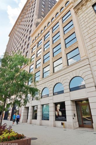 318 Michigan Ave, Chicago, IL 60604-4200