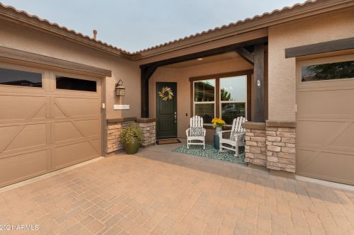 4175 Marlene Dr, Gilbert, AZ 85296-1052