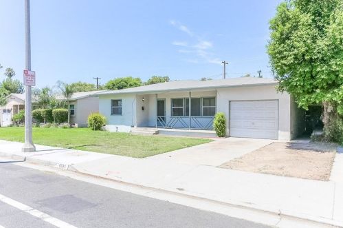 4805 Central Ave, Riverside, CA 92504-1816