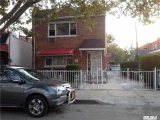 700 Autumn Ave, Brooklyn, NY 11208-3914