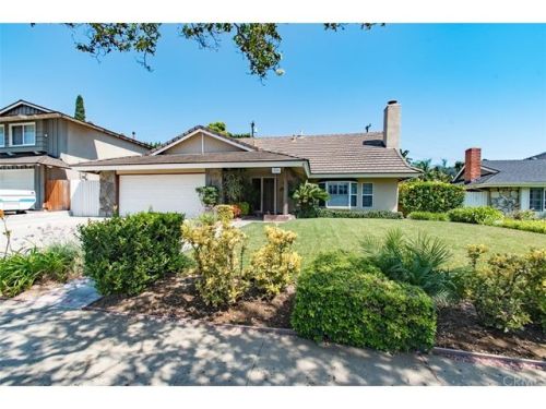 208 Delphia Ave, Brea, CA 92821-4012