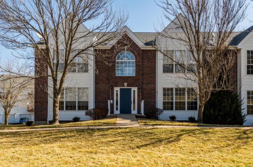 1617 Forest Springs Ln, Wildwood, MO 63021-2700