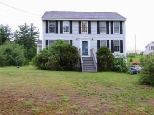 54 Moose Club Park Rd, Goffstown, NH 03045-2655