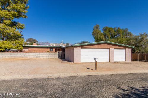 6921 4th St, Tucson, AZ 85710-2207