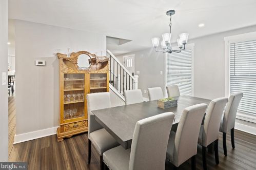 6018 River Meadows Dr, Columbia MD  21045-3825 exterior