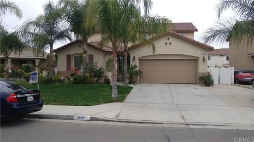 313 Sparkler Ln, Perris CA  92571-4839 exterior