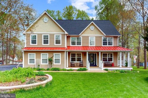63 Cross Point Dr, Owings, MD 20736-3320