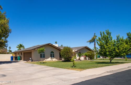 1922 Hale St, Mesa, AZ 85203-3918