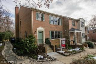 37 Oakland St, Arlington, VA 22203-3531