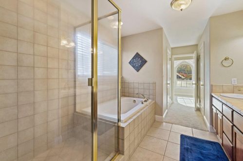 437 Locust St, Lodi CA  95240-2321 exterior