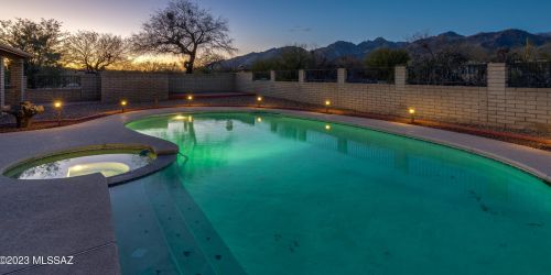 9621 Hickory Tree Pl, Tucson, AZ 85749-9431