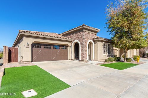 3914 Ficus Way, Gilbert, AZ 85298-0436