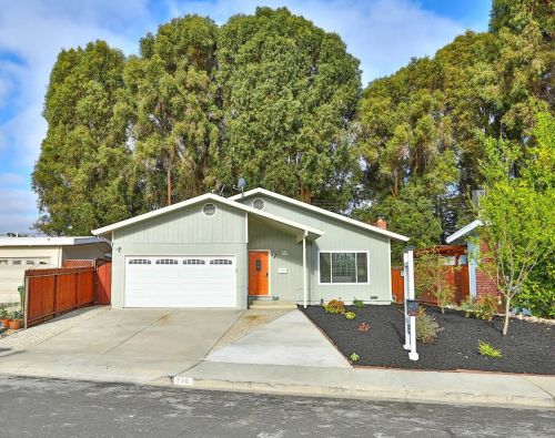 738 Flannery St, Santa Clara, CA 95051-5547