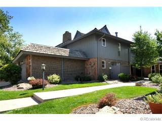 5844 Ithaca Pl, Denver CO  80237-4109 exterior