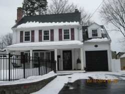 6 Weldon Rd, Newton, MA 02458-1807