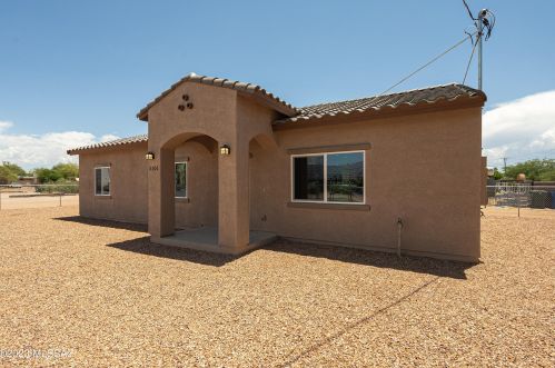 5101 Missiondale Rd, Tucson, AZ 85706-1337