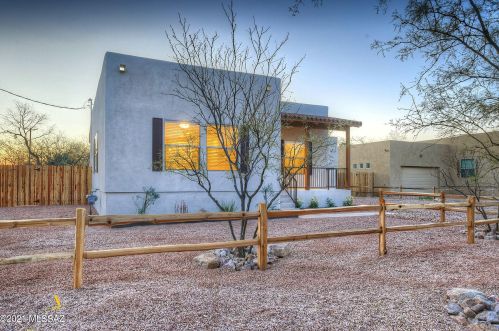 1668 Jones Blvd, Tucson, AZ 85716-3254