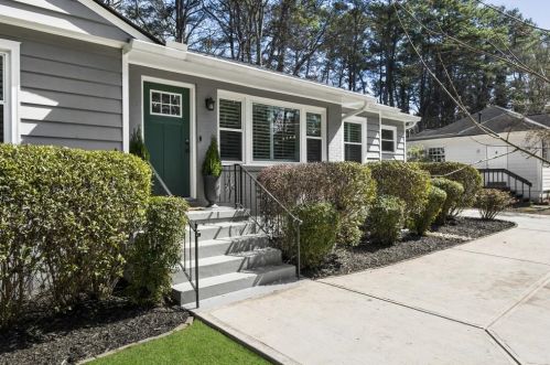 1060 Lindridge Dr, Atlanta, GA 30324-3706