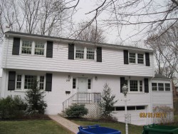 28 Boulevard Rd, Newton, MA 02459-1204