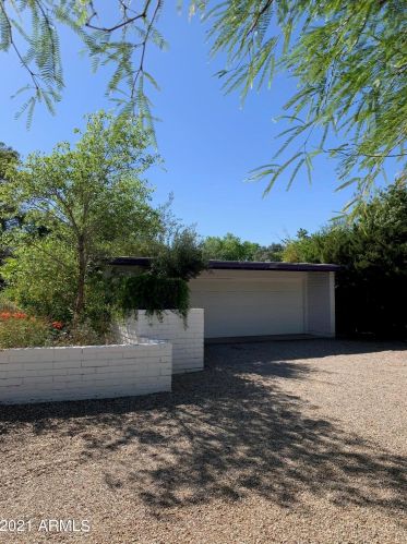 9907 Desert Cove Ave, Scottsdale AZ  85260-6245 exterior