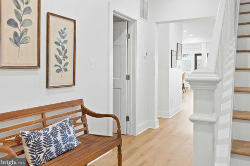 74 Riverside Dr, Severna Park MD  21146-3404 exterior
