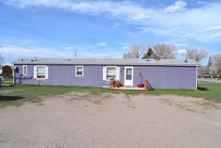 408 Mccaffrey Ave, Riverside, WY 82325