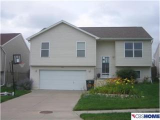 8936 Read St, Omaha, NE 68122-5213