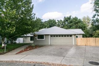 7097 Irving Rd, Redding, CA 96001-5475