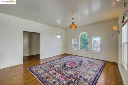 430 12th St, Oakland, CA 94606-2311