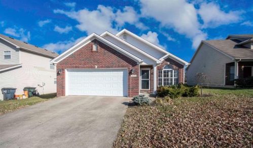 2636 Whiteberry Dr, Lexington, KY 40511-8822