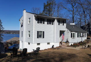 23 Bonaparte Point Rd, Hopatcong, NJ 07843-1906