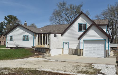 3023 Graydon Ave, East Troy, WI 53120-1111