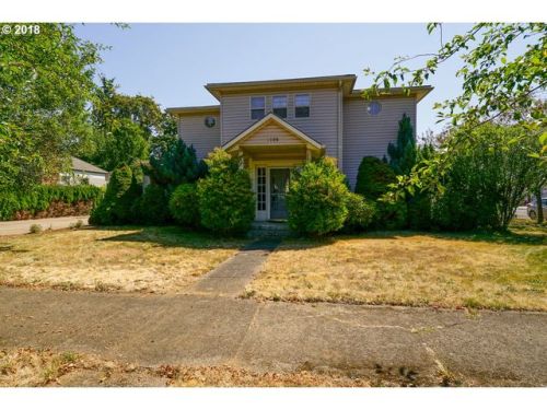 1186 Lyle St, Dallas OR  97338-2838 exterior