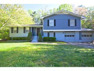 623 Larchmont Cir, Atlanta, GA 30318-7117