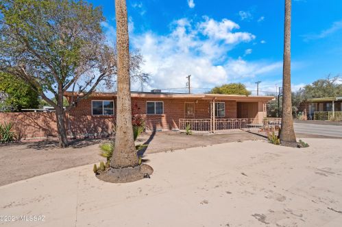 6825 Calle Marte, Tucson, AZ 85710-5439