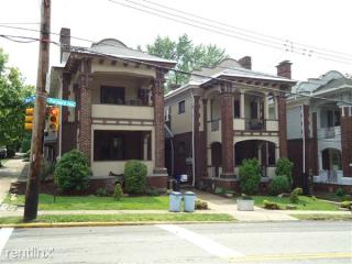 6370 Forward Ave, Pittsburgh PA  15217-2503 exterior