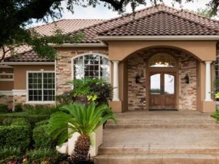 4701 Monterey Oaks Blvd, Austin TX  78749-1013 exterior