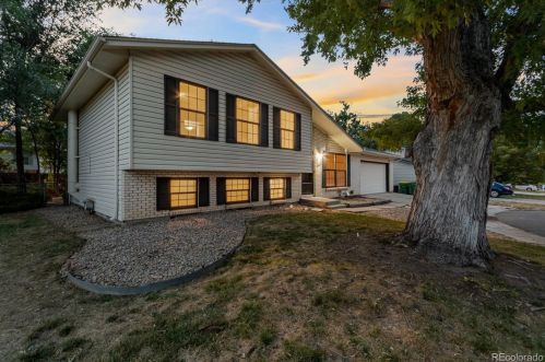 3087 Garland Ct, Denver, CO 80227-4418