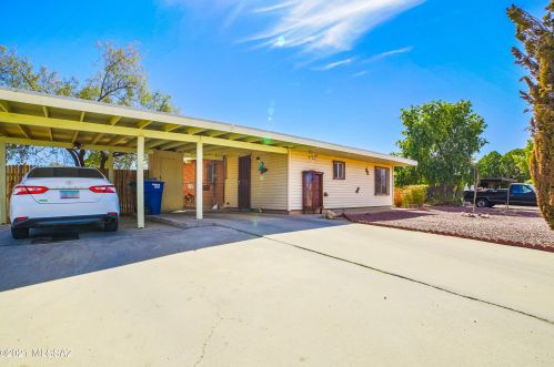 7256 29th St, Tucson, AZ 85710-5758