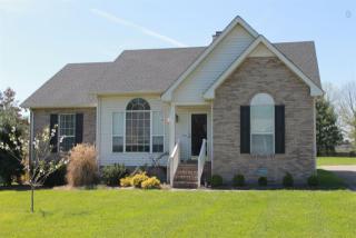 266 Huntington Dr, Gallatin, TN 37066-8530