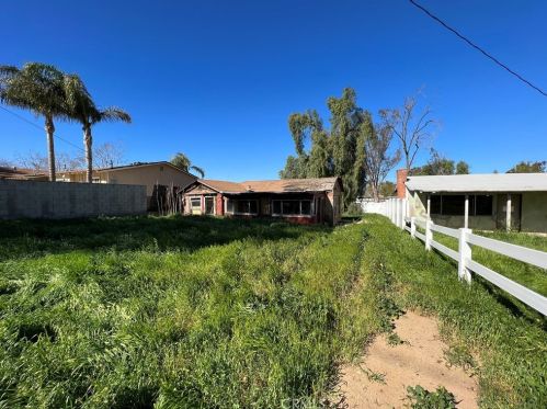 951 5th St, Norco CA  92860-2112 exterior