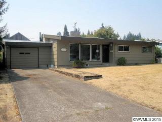 1870 Park Dr, Lebanon, OR 97355-4055