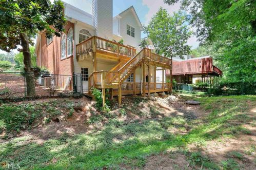 155 Belmont Trce, Atlanta GA  30328-3066 exterior